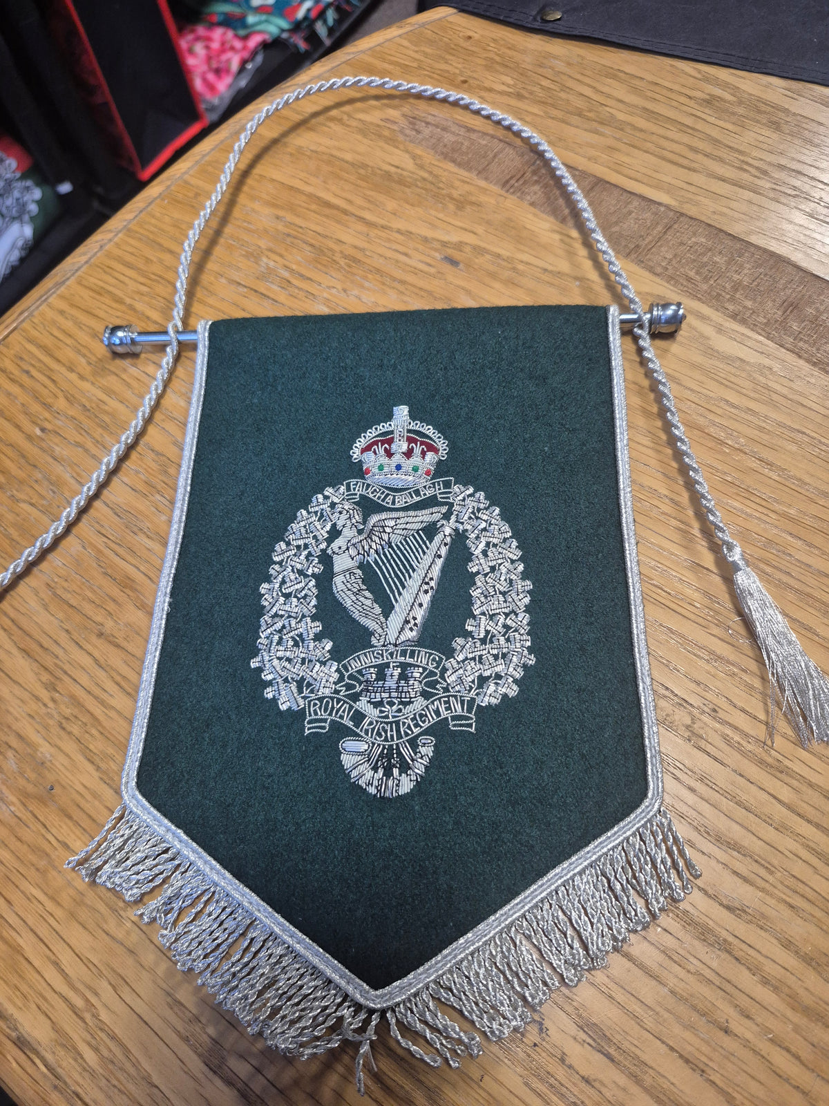 Pennant, The Royal Irish Regiment, crest, King's Crown