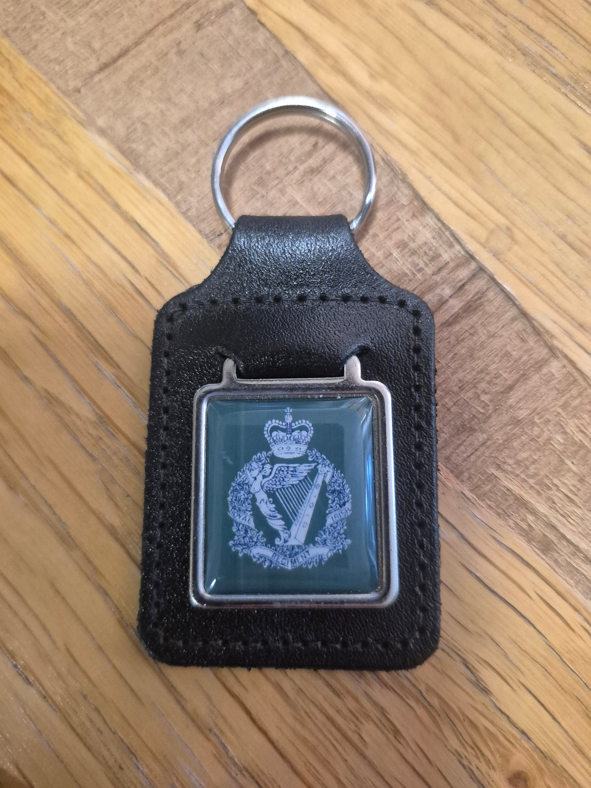 Leather and metal key ring, The Royal Irish Regiment, Queen's Crown