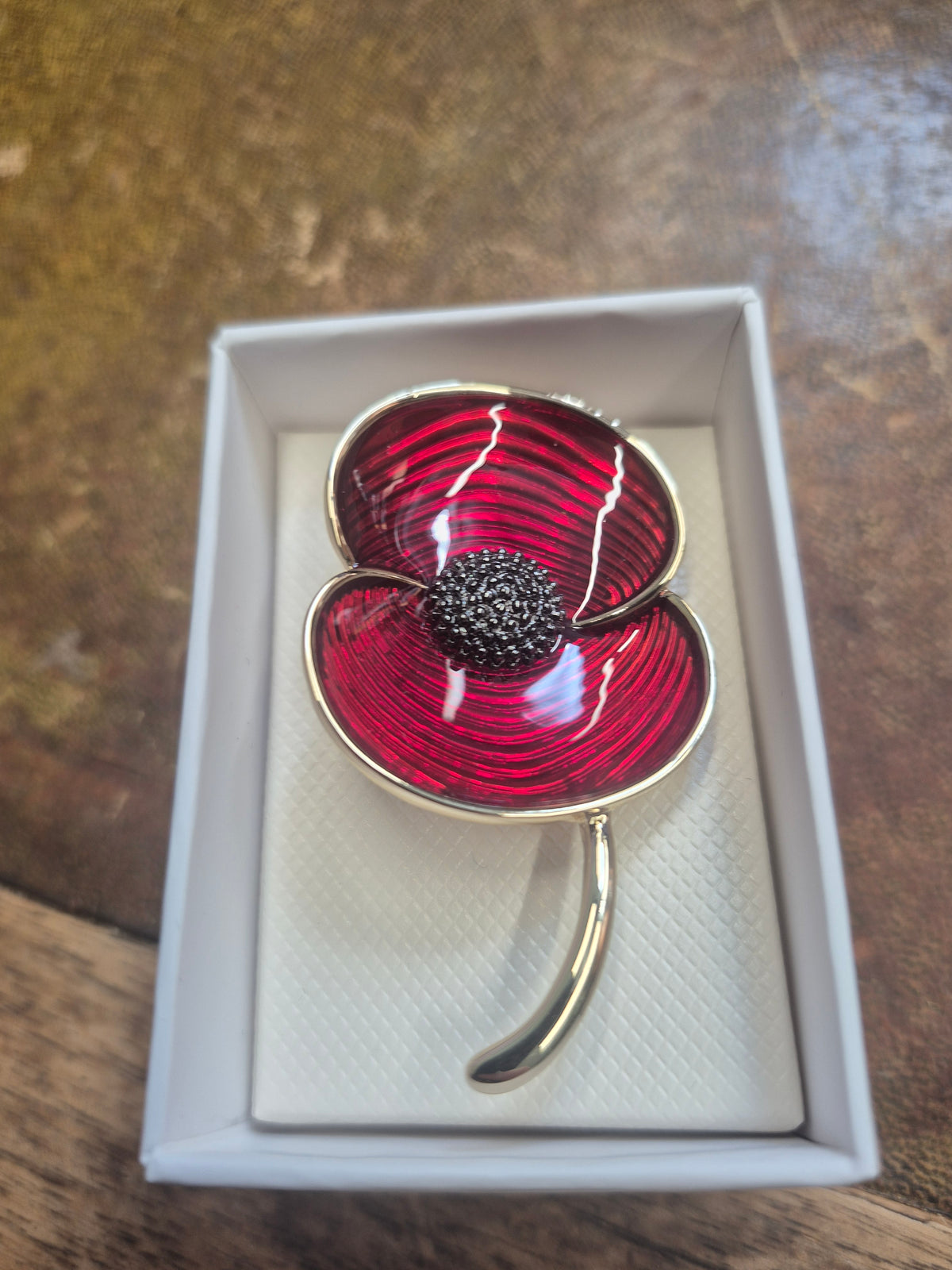 Brooch - Poppy Collection Medium Brooch Gold Tone
