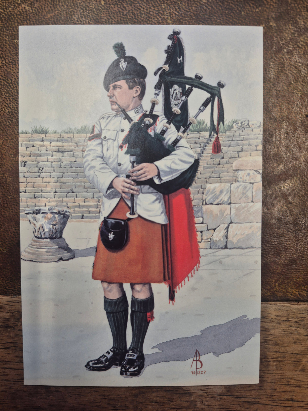 Postcard 2/7 Piper