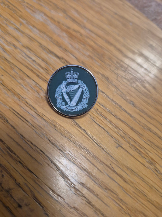 Lapel badge, The Royal Irish Regiment, Queen's Crown