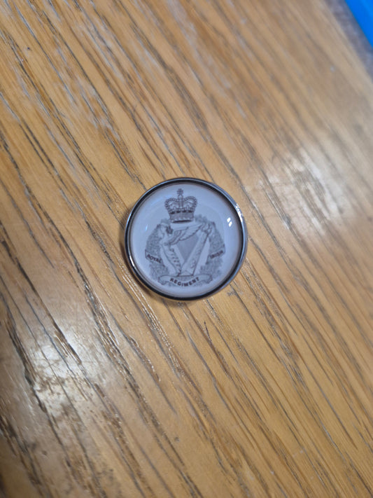 Lapel badge, The Royal Irish Regiment, Queen's Crown