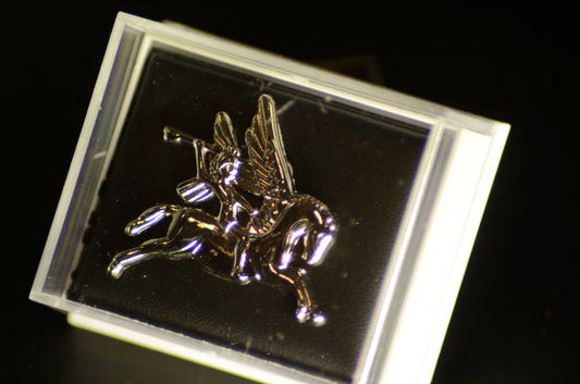 Lapel Badge - 16 Air Assault Pegasus