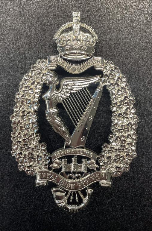 Royal Irish Officers Cross Belt Badge KC