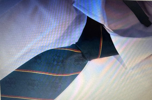 NEW  SILK TIE - ULSTER DEFENCE REGIMENT CGC
