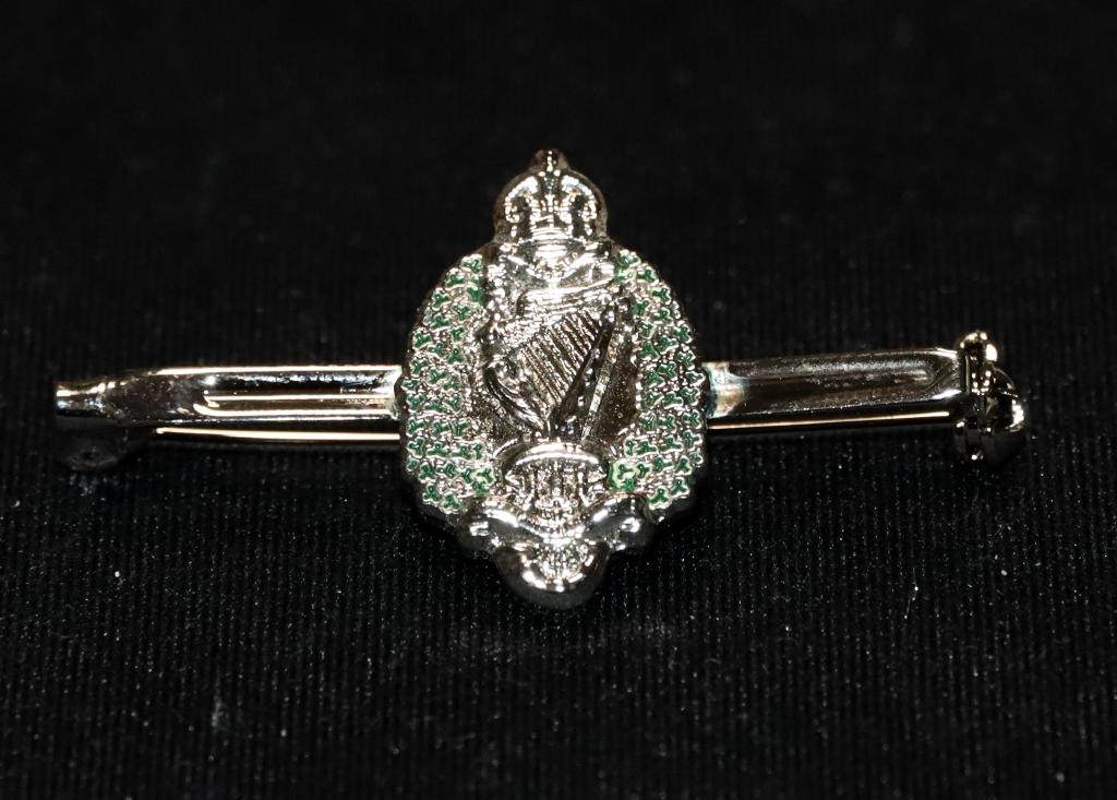Royal Irish Regiment Sweetheart Brooch